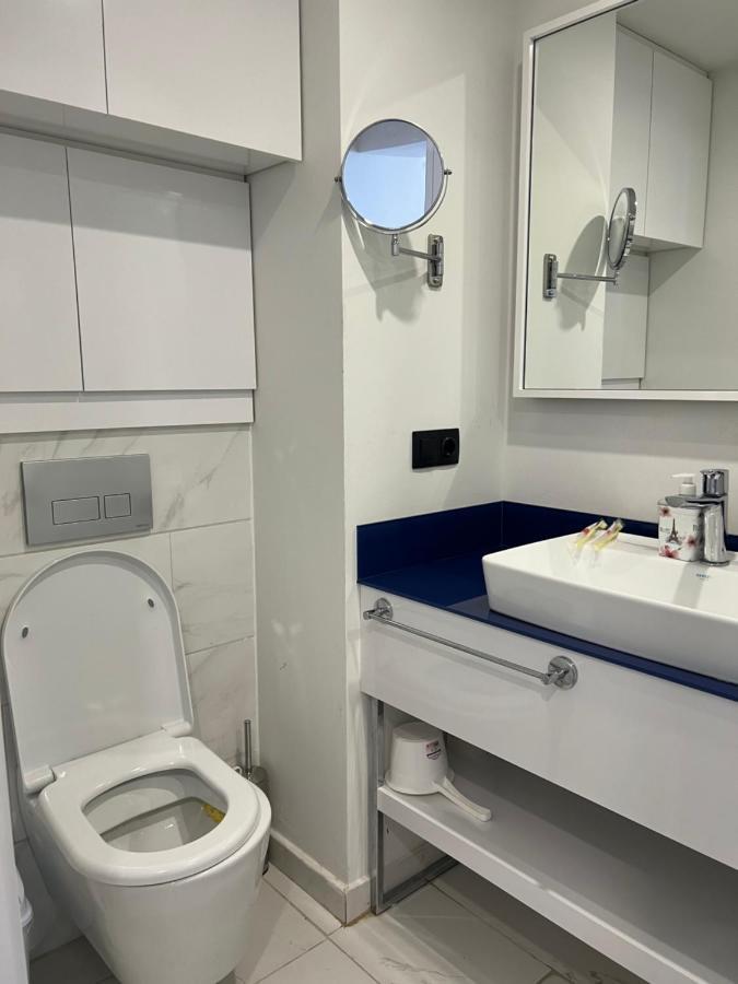 Orbi City Aparthotel Black Sea View Batoemi Buitenkant foto