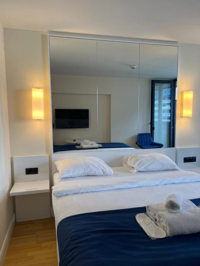 Orbi City Aparthotel Black Sea View Batoemi Buitenkant foto