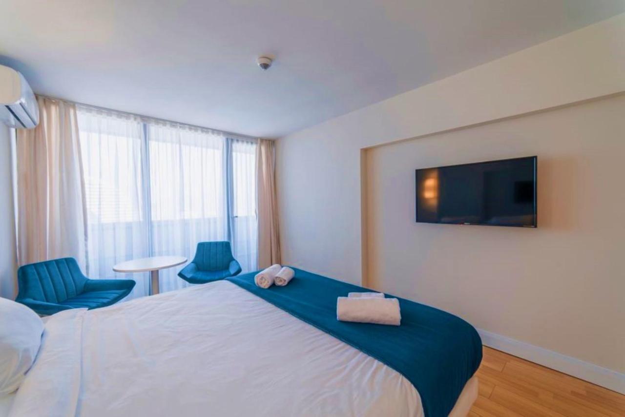 Orbi City Aparthotel Black Sea View Batoemi Buitenkant foto