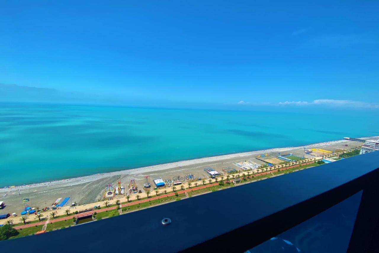 Orbi City Aparthotel Black Sea View Batoemi Buitenkant foto