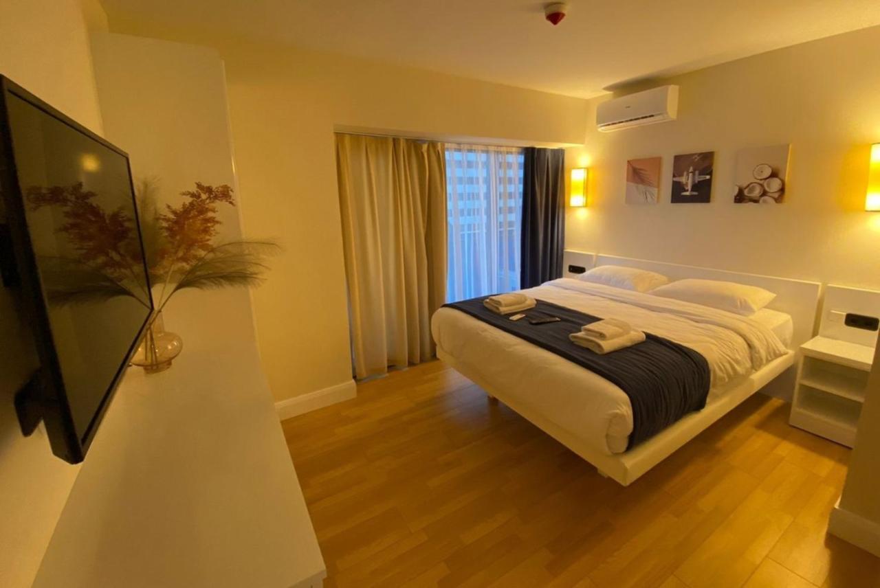 Orbi City Aparthotel Black Sea View Batoemi Buitenkant foto